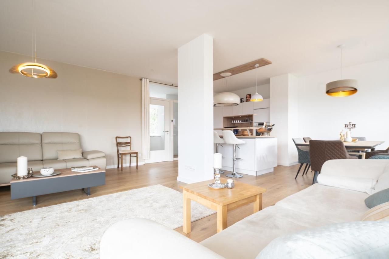 Апартаменты Gaestezimmer In Dresden Mit Dach-Terrasse, Wohnbereich Und Kueche Экстерьер фото